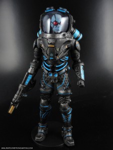 DC Collectibles Mr. Freeze Batman Arkham City Action Figure In Package DC Collectibles (DC Direct) Mr. Freeze Batman Arkham City 7" Deluxe Action Figure In Package