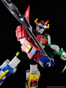 Mattel 23" Voltron Action Figure with Blazing Sword Mattel 23" Voltron Classics Action Figure Red Black Blue Yellow Green Lion Keith Pidge Hunk Lance Allura