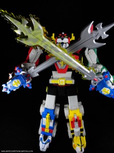 Mattel 23" Voltron Action Figure Blazing Sword Comparison Mattel 23" Voltron Classics Action Figure Red Black Blue Yellow Green Lion Keith Pidge Hunk Lance Allura