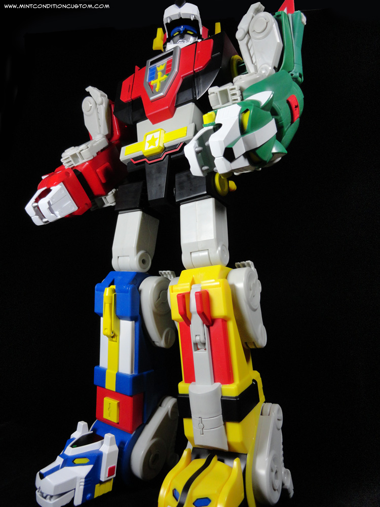 toys center voltron