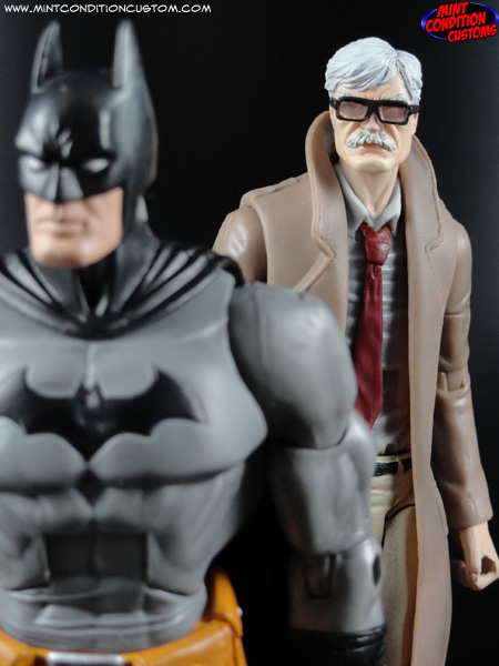 hot toys commissioner gordon
